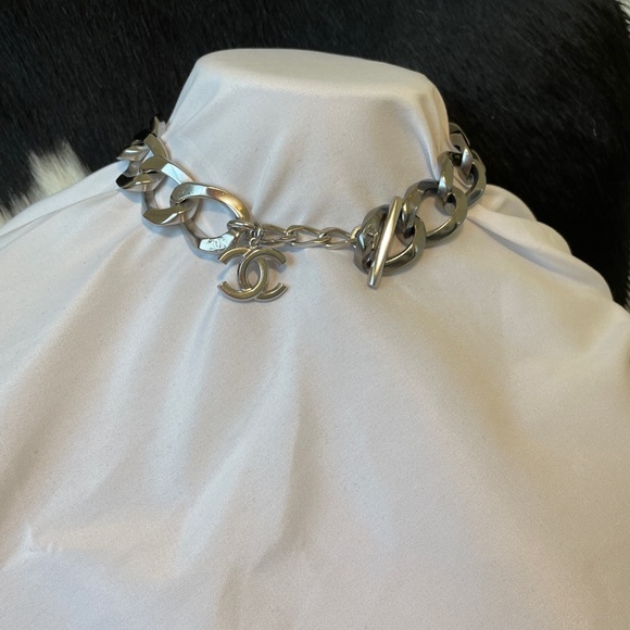 Chanel CC Choker Necklace “Very Rare” - Picture 4 of 13